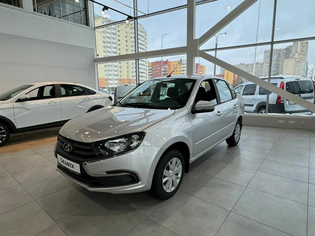 Lada Granta Седан в Казань - фото №1