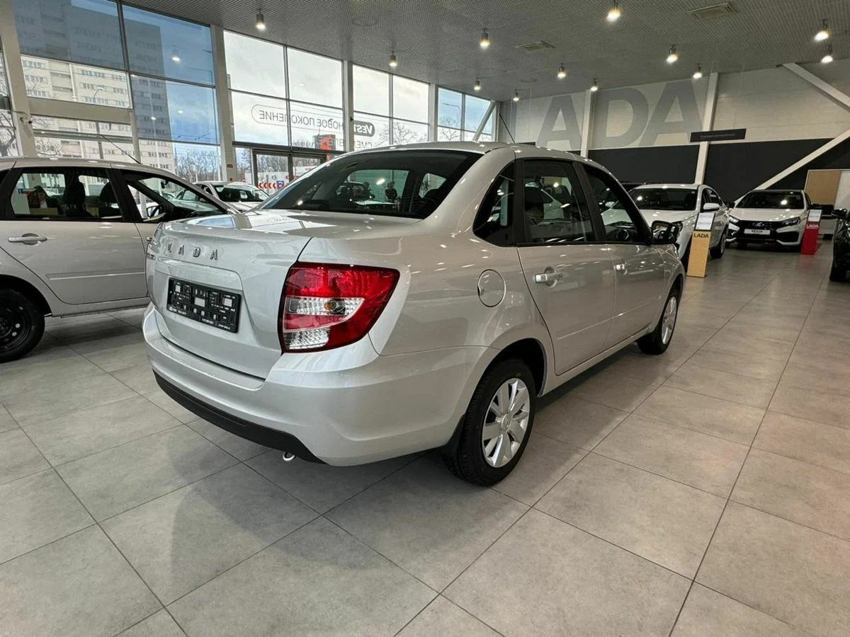 Lada Granta Седан в Казань - фото №4