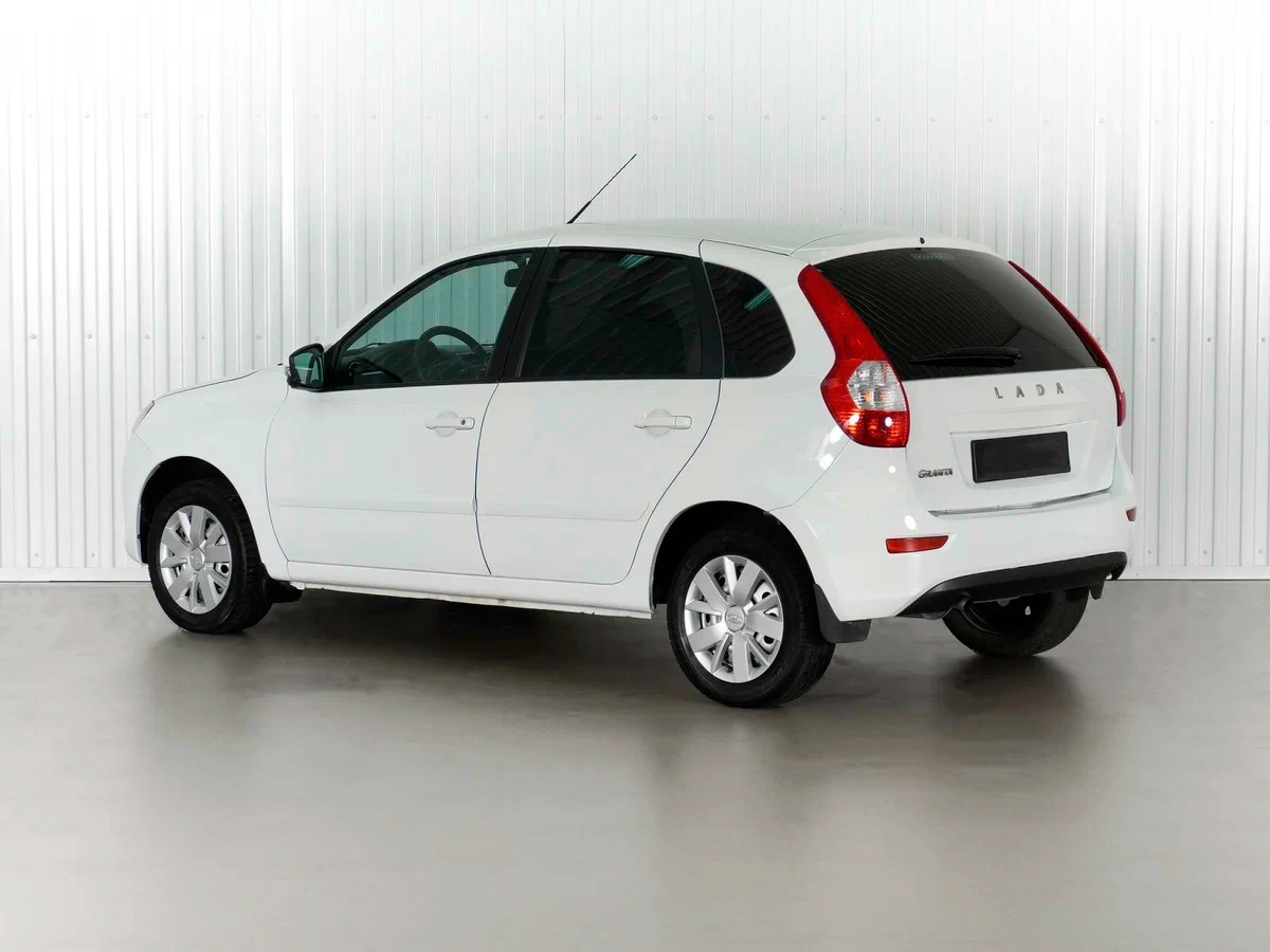 Lada Granta Хэтчбек в Казань - фото №2